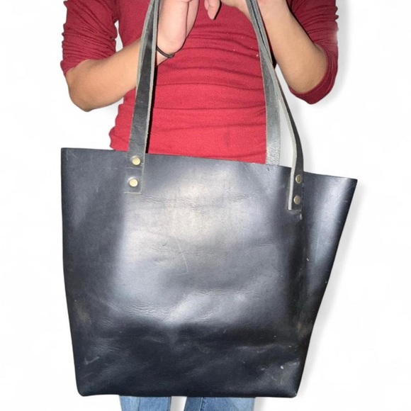 PORTLAND leather tote bag. - Picture 3 of 9